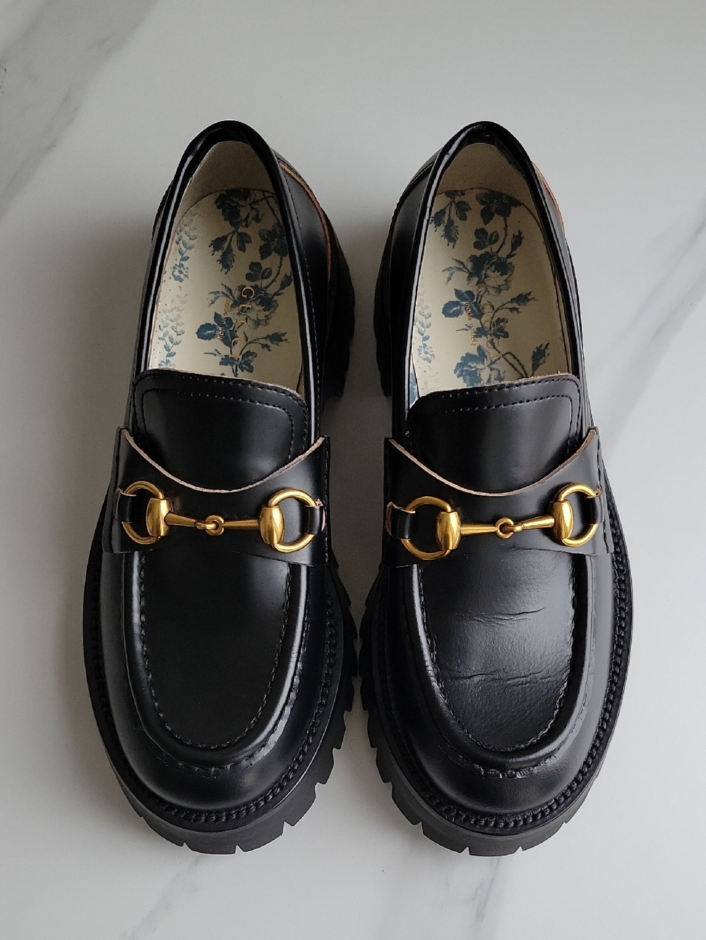 Gucci Black Leather Horsebit Bee  Embroidery Platform Loafers